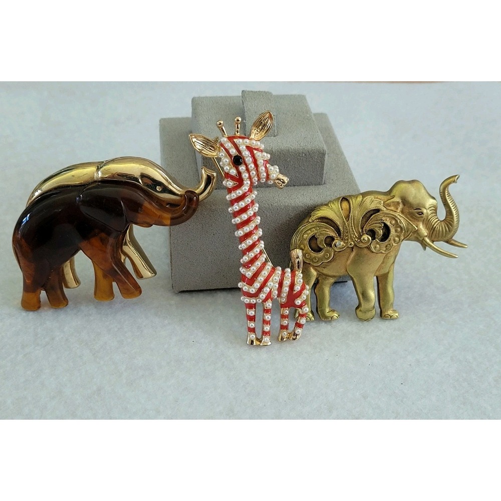 Vintage Animal Brooch Lot 3 Liz Claiborne Elephant Giraffe Faux Tortoise